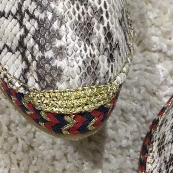 Authentic Gucci Snakeskin Espadrilles. - Picture 5 of 5